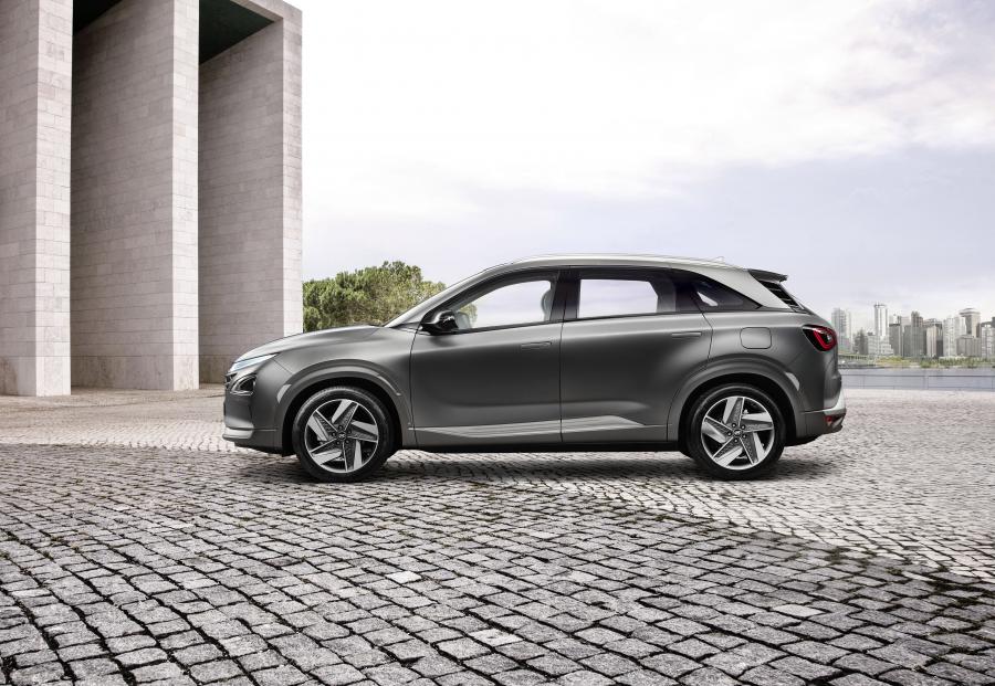 Hyundai NEXO 2018 года  (WW) (фото 19 из 41)